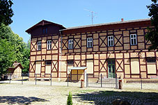 min 1060 2.jpg min 1060 2.jpg